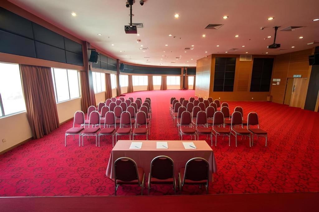 Hotel Continental Penang George Town Dış mekan fotoğraf