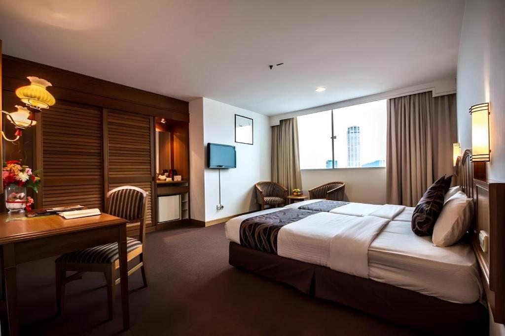 Hotel Continental Penang George Town Dış mekan fotoğraf