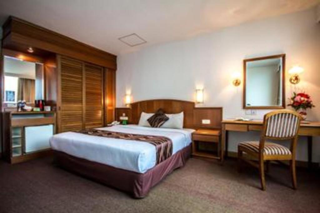 Hotel Continental Penang George Town Dış mekan fotoğraf