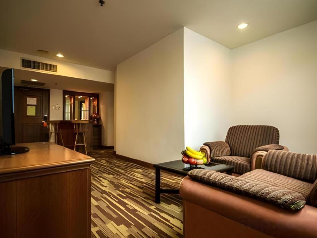 Hotel Continental Penang George Town Dış mekan fotoğraf