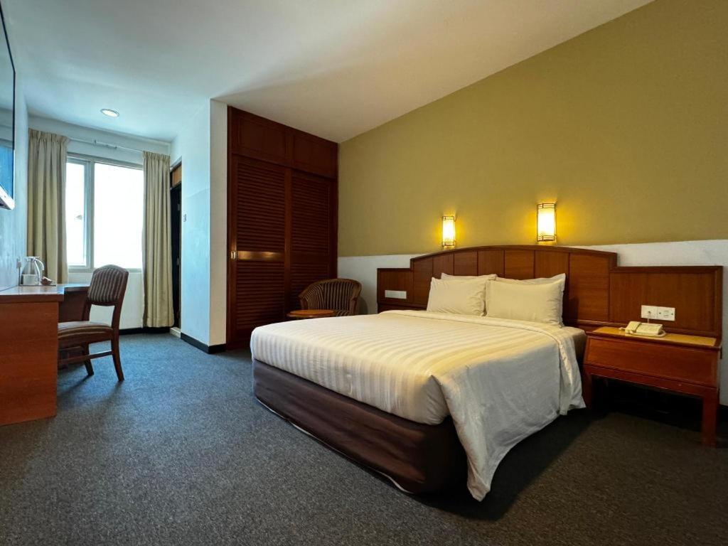 Hotel Continental Penang George Town Dış mekan fotoğraf